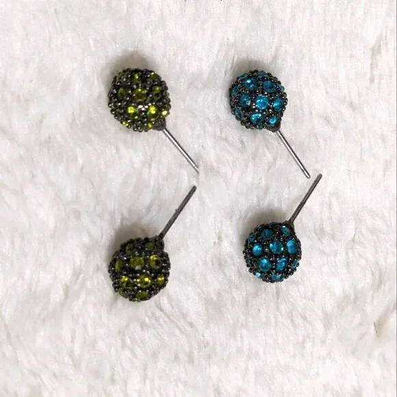 Vintage Sparkly Rhinestone Stud Earrings (2) Pair Green and Teal - Picture 5 of 6